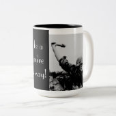 Dat kan beter een Croissant zijn... Tweekleurige Koffiemok (Voorkant rechts)