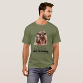 "Dat wat je niet doodt..." Beren grap T-shirt (Voorkant volledig)