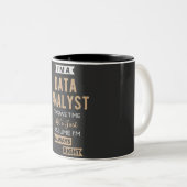 Data Analyst Tweekleurige Koffiemok (Voorkant rechts)