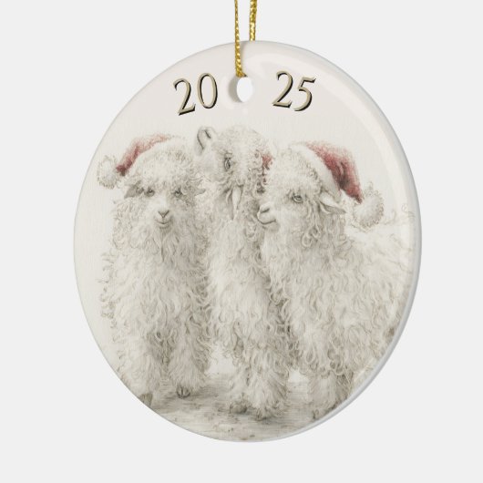 Dated Angora Goat  Trio Santa Hat Christmas Keramisch Ornament (Links)