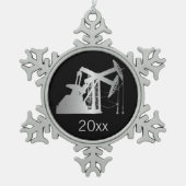 Dated Silver Gadient Oilfield Pumping Units Tin Sneeuwvlok Ornament (Voorkant)