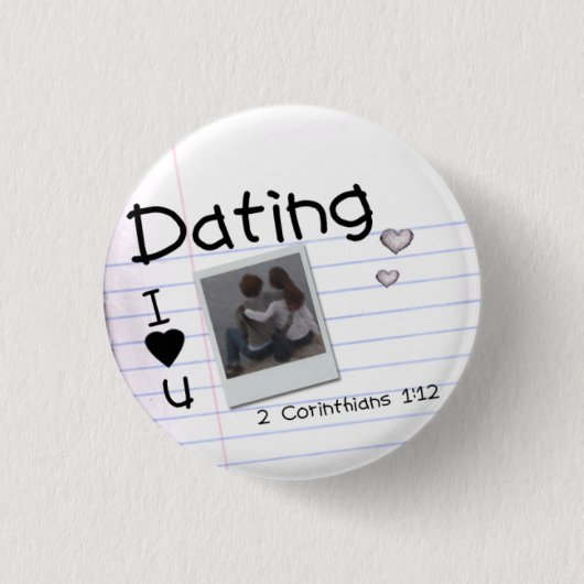 Datende pin...met vers ronde button 3,2 cm (Voorkant)