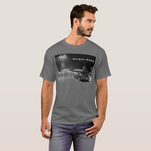 Datsun 240z 's nachts t-shirt (Voorkant volledig)