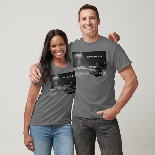Datsun 240z 's nachts t-shirt (Unisex)