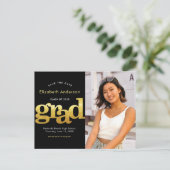 Datum afstuderen foto gouden zwarte typografie uitnodiging briefkaart (Staand voorkant)