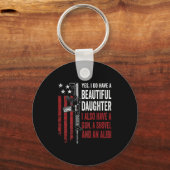 Daughter Gun Shovel Alibi - Funny Mom Dad Guns Jok Sleutelhanger (Voorkant)