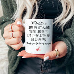 Daughter in Law Mok<br><div class="desc">Dit sentimentele ontwerp is perfect voor familieleden, de echtgenoot van een stiefzoon of een toekomstige schoondochter om dankbaarheid uit te drukken voor de liefde van een geliefde voor hun zoon. Het dient als een herinnering aan hun belangrijke rol in het gezin en is geschikt voor verschillende gelegenheden.</div>