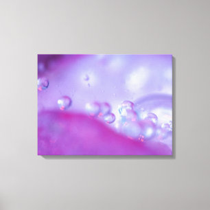 Dauw druppels op bloemblad abstract. canvas afdruk