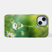 dauwdruppel met daisy reflectie iPhone 15 case (Achterkant horizontaal)