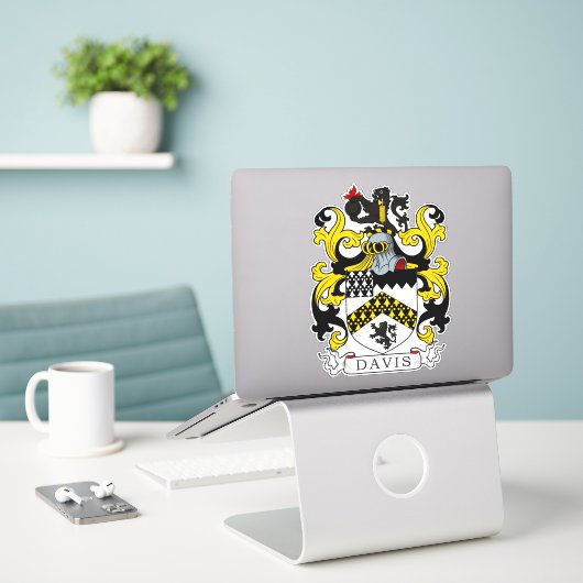 Davis Family Crest Sticker (Laptop op bureau)
