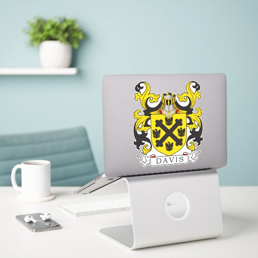 Davis Family Crest Sticker (Laptop op bureau)
