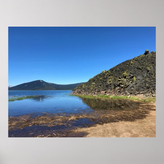 Davis Lake met Lava Rocks, Oregon Poster (Voorkant)