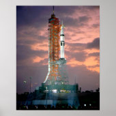 Dawn breekt achter ASTP Saturn IB CDDT Poster (Voorkant)