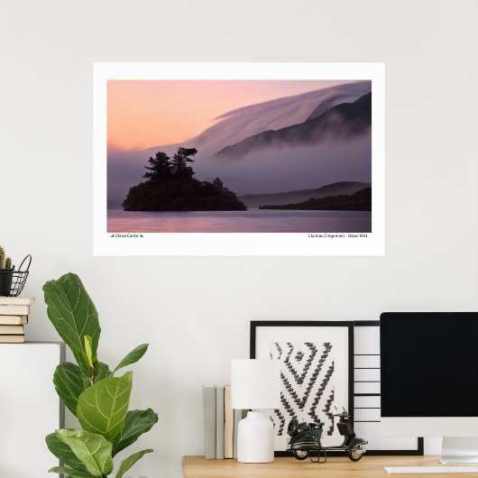 Dawn Mist Poster (Thuiskantoor)