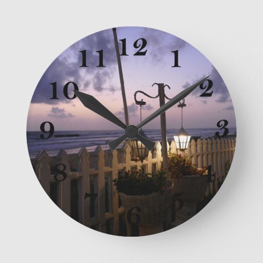 Dawn on the Beach Ronde Klok (Voorkant)