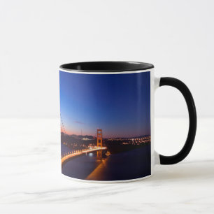 Dawn over San Francisco en Golden Gate Bridge. Mok