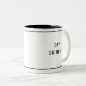 Day Drinkin' Funny Schattige Tweekleurige Koffiemok (Voorkant rechts)