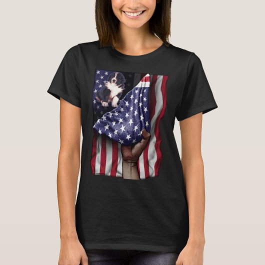 Day Of Independence US Flag Bernedoodle T-shirt (Voorkant)