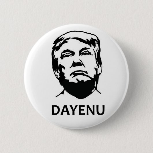 Dayenu Trump Button (Voorkant)