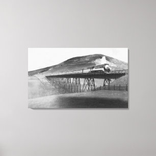 Daylight Limited Railroad over Tressel Canvas Afdruk