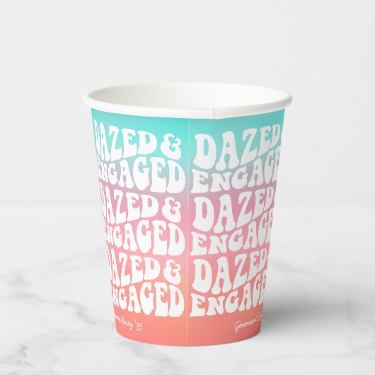 Dazed Engaged | Roze Aqua Retro Verlovingsfeest Papieren Bekers (Rechts)