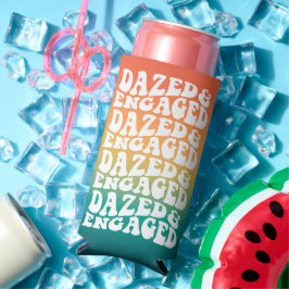 Dazed Engaged Typografie Retro Gradiënt Seltzer Blikjeskoeler