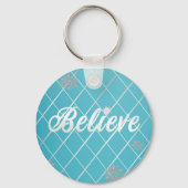 Dazzling Believe Licht Blauw en Zilver Geruit Sleutelhanger (Achterkant)