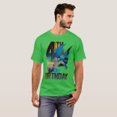 DC Comics Batman 4e verjaardag Bat Swing Actie Pos T-shirt (Voorkant volledig)