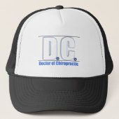 DC TITLE - ARTS VAN CHIROPRAKTISCH GENEESMIDDEL TRUCKER PET (Voorkant)