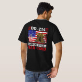 DD-214 Amerika's officiële Man Kaart Veteran Day T-shirt (Achterkant volledig)