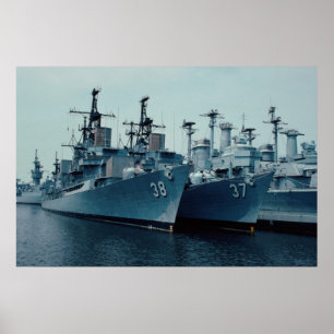 DDG 37 Farragut, DDG 38 Luce, Reserve Philadelphia Poster