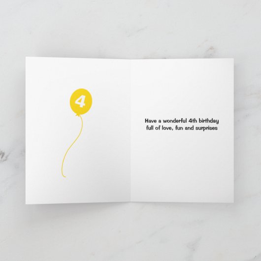 de 4de verjaardagsleeuw voegt het rood van kaart (Binnen)