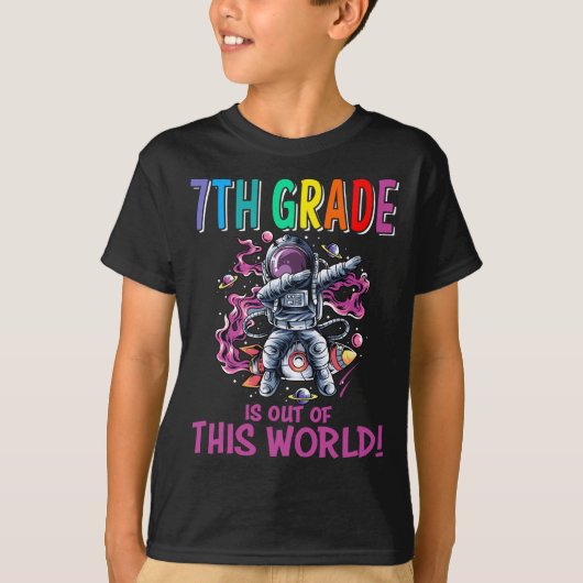 De 7e klas is uit deze wereld eerste schooldag t-shirt (Voorkant)