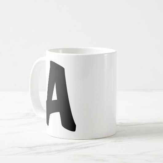 De "A" mok (Voorkant links)