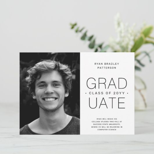 De aankondiging van het Afstuderen van de begrotin (Staand voorkant)