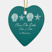 De aankondiging van het datumstrand van de bruilof keramisch ornament (Links)