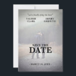 De aanstaande Foto van de Film sparen de Datum Save The Date<br><div class="desc">Gefeliciteerd met je verloving! Verstuur het nieuws van je trouwdag met deze unieke fotokaart met een filmcover thema,  dat je begint te schrikken! Personaliseer met uw foto en tekst gebruikend de verstrekte sjablonen.</div>