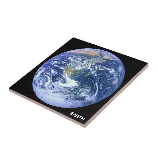 De aarde - de blauwe marmer tegeltje (Zijkant)