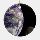 De aarde en de maan keramisch ornament (Achterkant)