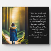 De aarde goed behandelen | Forest Girl Tabletop Fotoplaat (Voorkant)