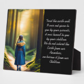 De aarde goed behandelen | Forest Girl Tabletop Fotoplaat (Zijkant)