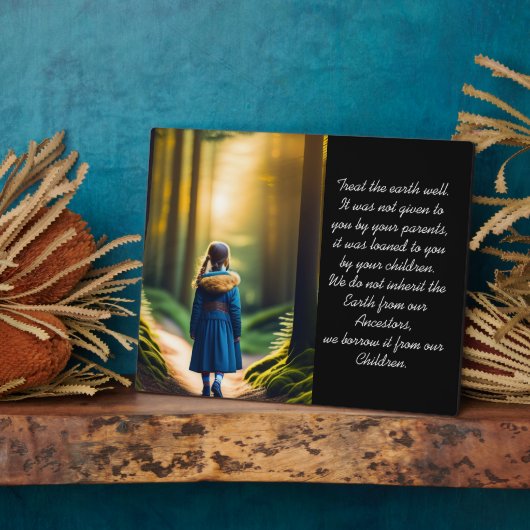 De aarde goed behandelen | Forest Girl Tabletop Fotoplaat (Zijkant)