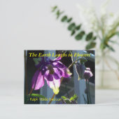 DE AARDE LAUGHES IN DE STROMEN - KOLOMBINE BRIEFKAART (Staand voorkant)