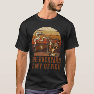 De Achtertuin Is Mijn Kantoor Grappige Bourbon Sig T-shirt