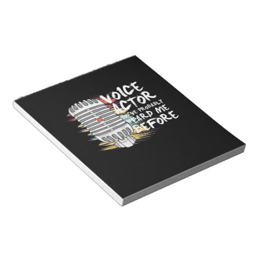 De Acteur van de stem vóór Notitieblok (Schuin)