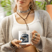 De adelaars staren grote koffiekop