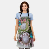 De All-Over-Print Tanktop van King Protea Schort (Gedragen)