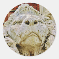 De Aloof Lion van Massa, Ronde Sticker, Glossy