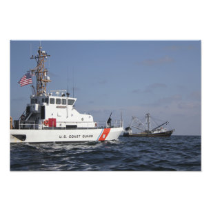 De Amerikaanse kustwacht Cutter Marlin patrouleert Foto Afdruk