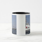 De Amerikaanse kustwacht Cutter Marlin patrouleert Mok (Midden)